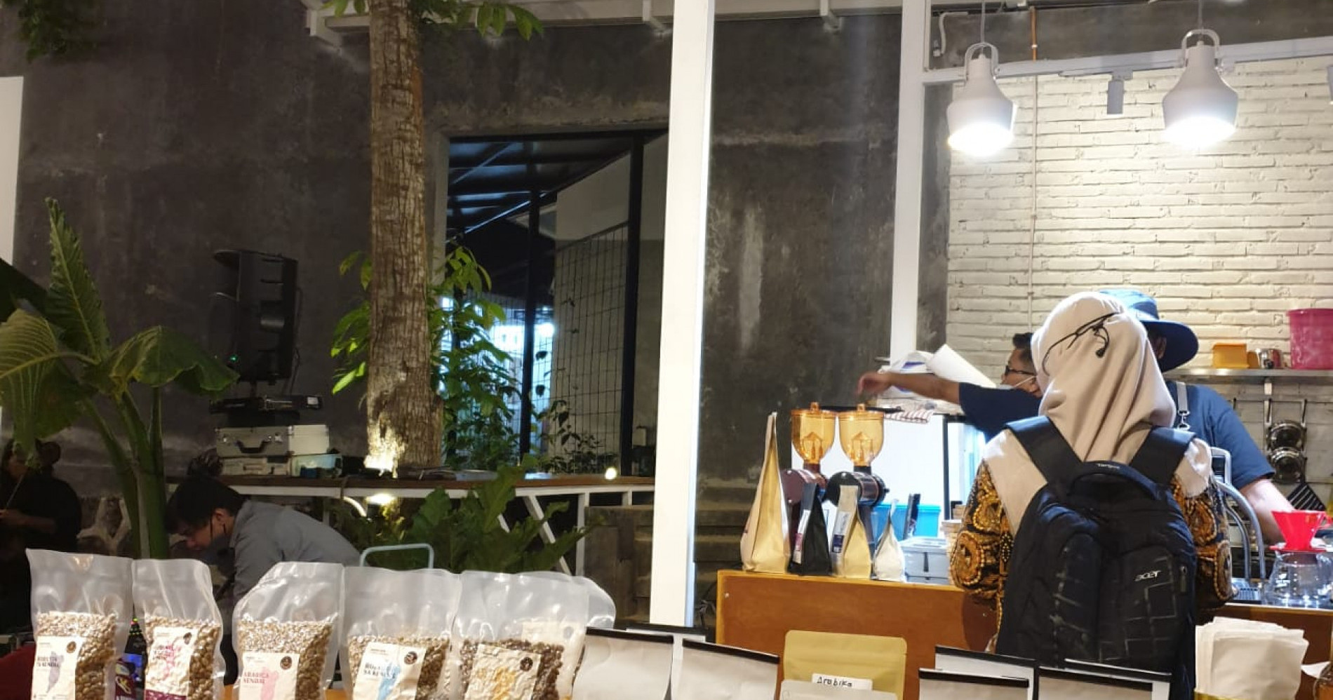 Tanasurga Angkat Pamor Kopi Excelsa Kalibogor Melalui Excelsa Coffee Night