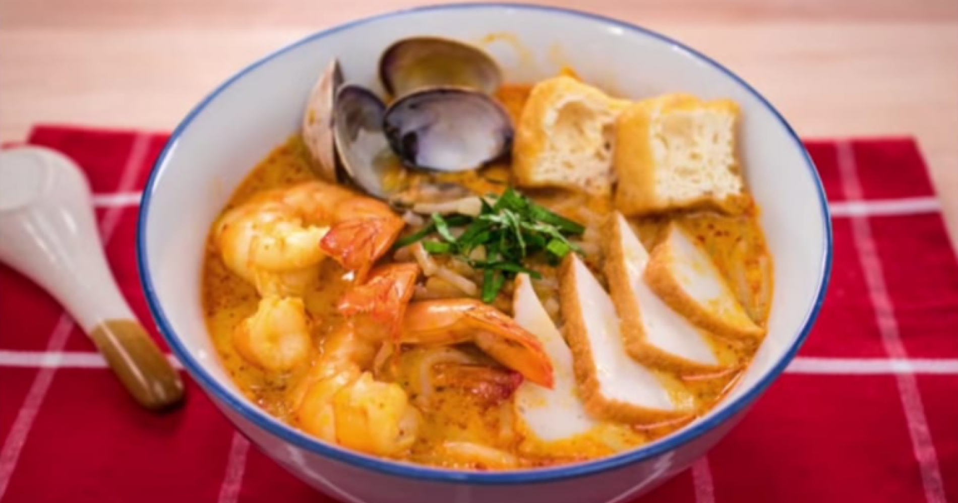 Bikin Ngiler, Coba Resep Laksa Singapura Ini Deh