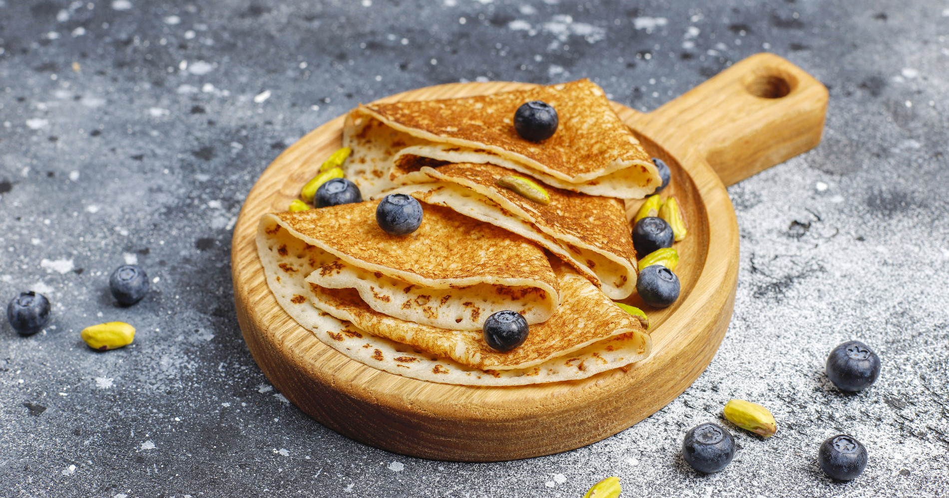 Serupa tapi Tak Sama, Ini Bedanya Crepes & Kue Leker
