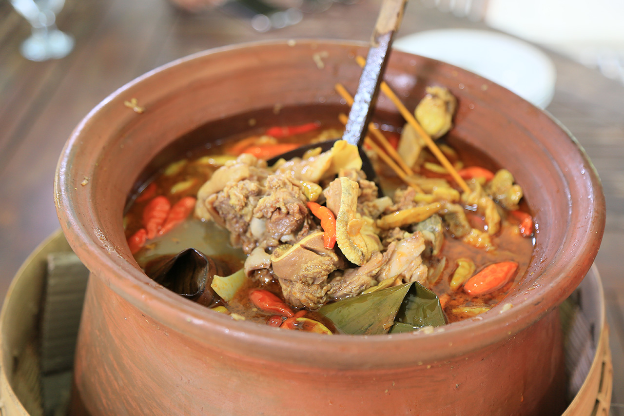 Tengkleng Kuah (dok.Dinas Pariwisata Kota Surakarta)
