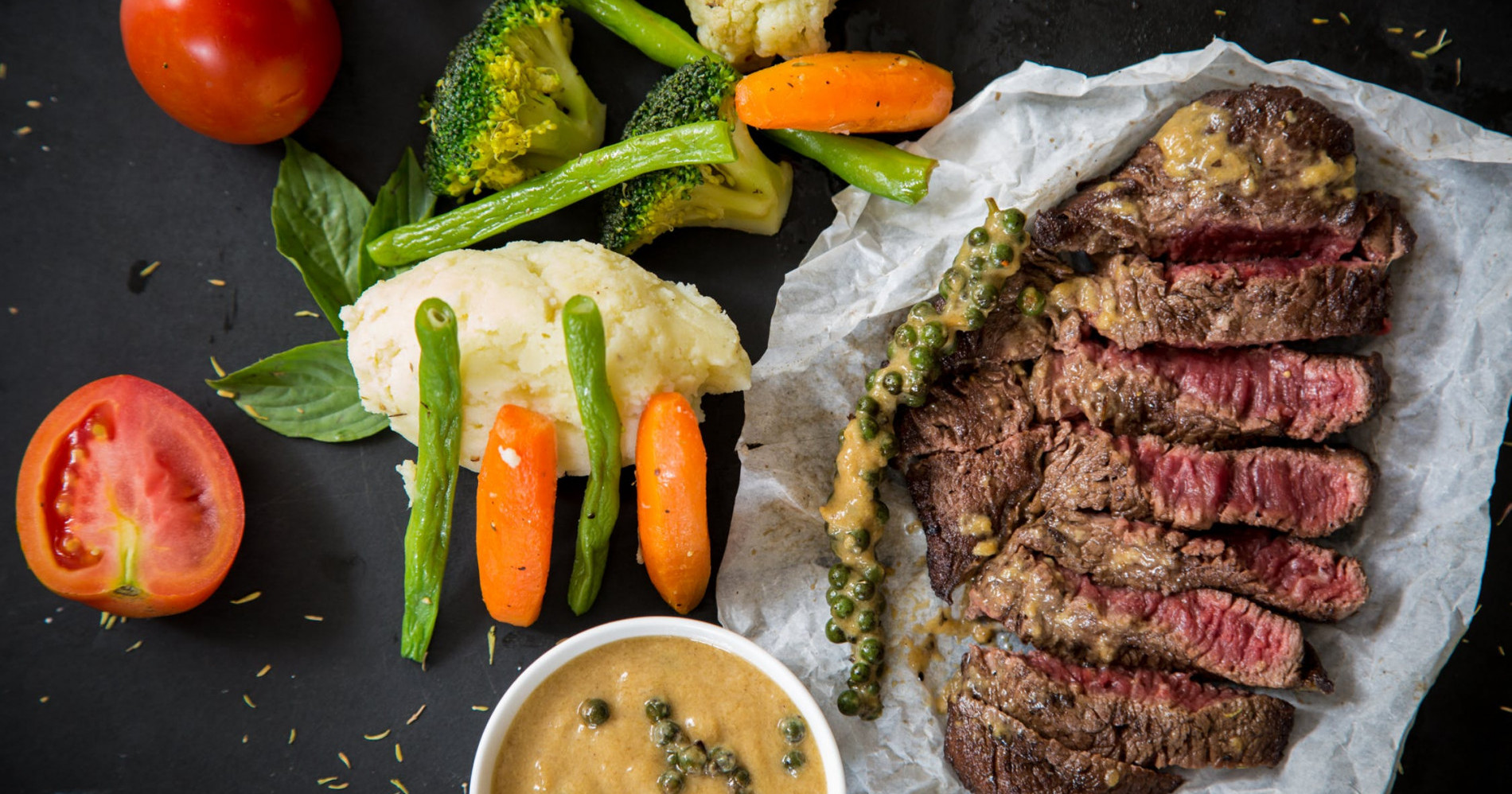 Restoran Steak Ini Bikin Inovasi & Bagi-Bagi Hadiah pada Malam Natal