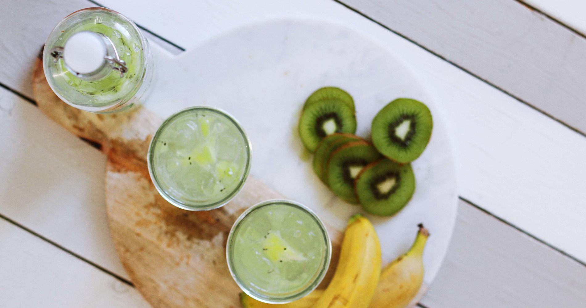 Smoothie Caisim-Banana, Lezat dan Mudah Dibuat