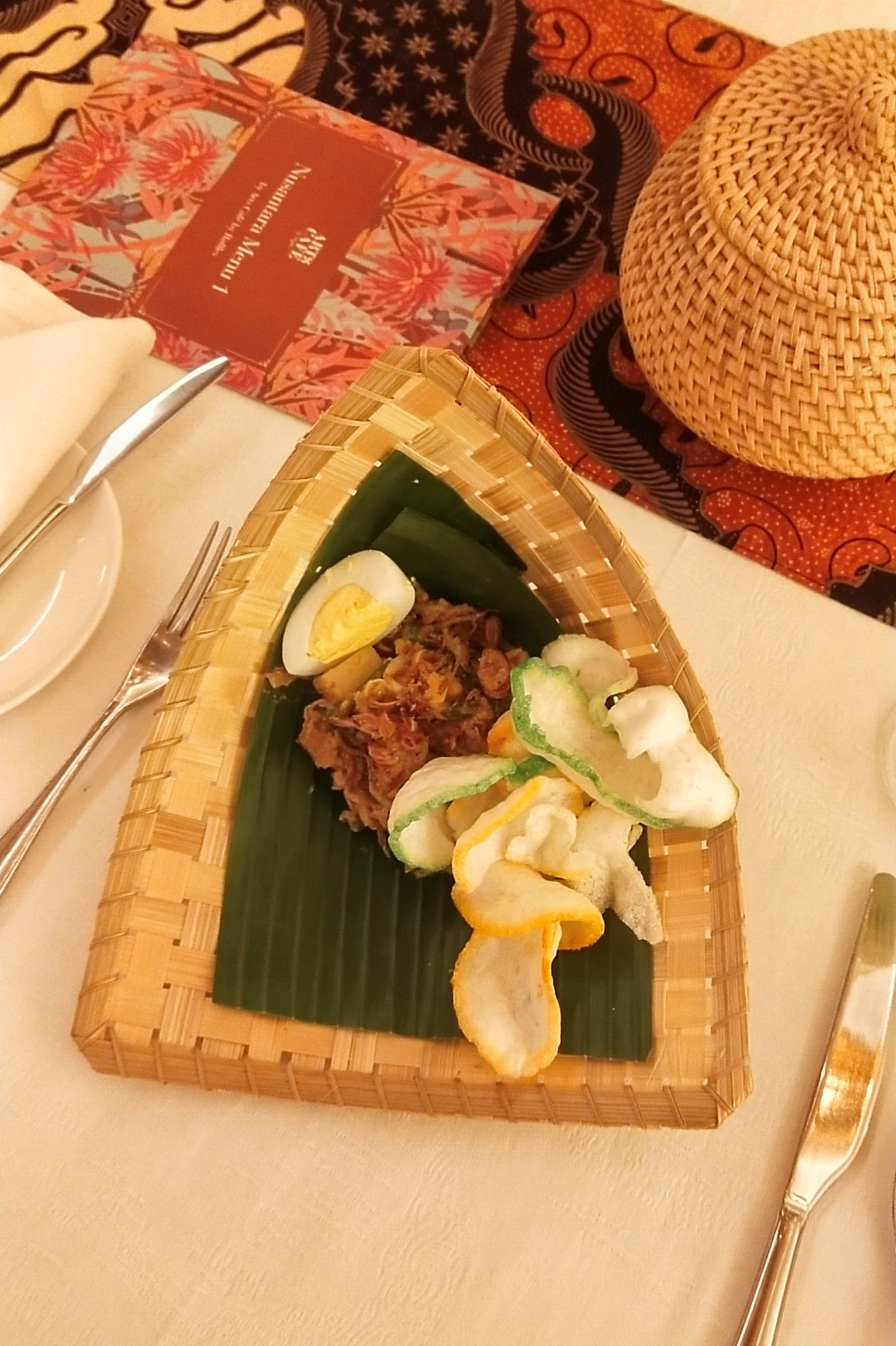 Menu Gado-gado dari LIve Cooking Station. (Sumber gambar: Raffles Hotel)