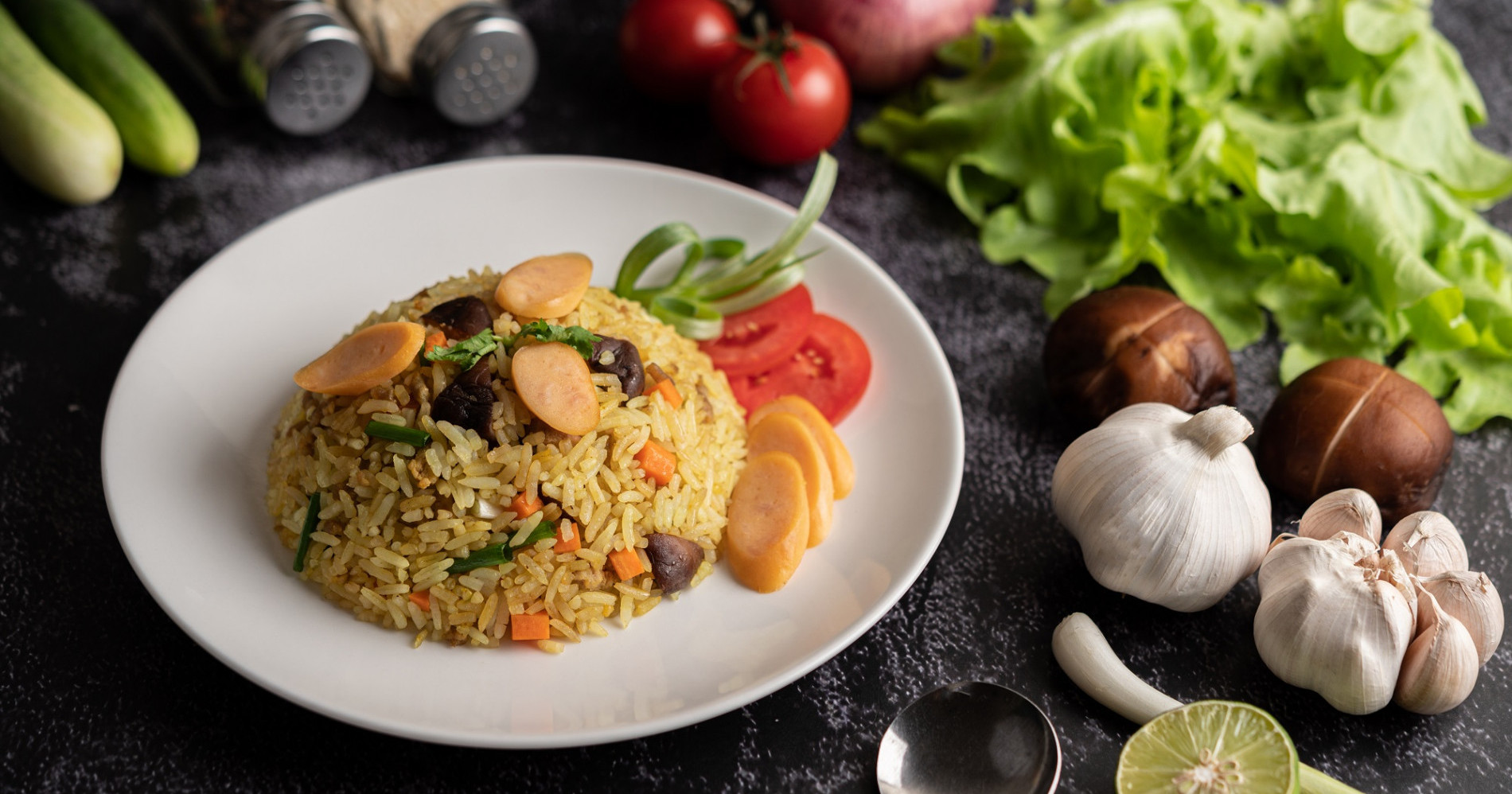 Dijamin Enak! Yuk Coba Resep Nasi Goreng Rendang ala Chef Chepi
