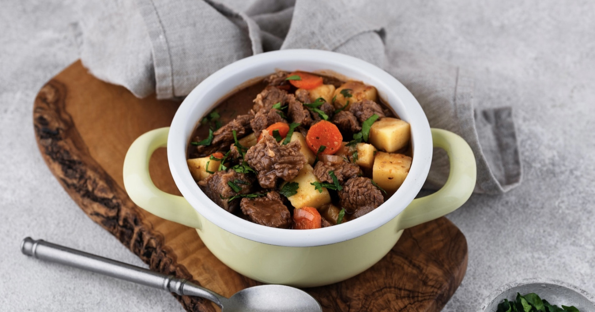Segar! Olah Daging Kurban Jadi Sup Brenebon Yuk, Bun!
