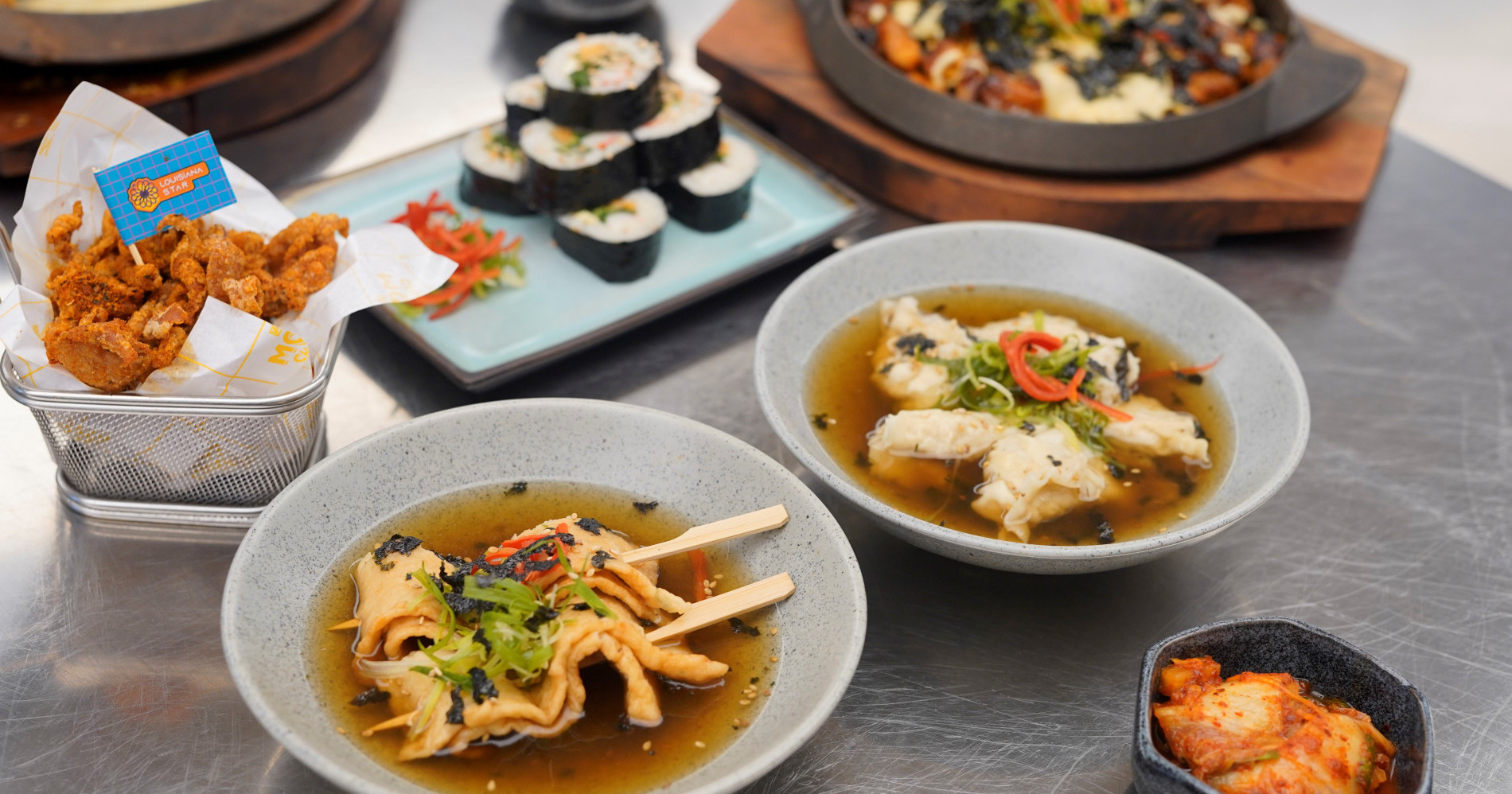 Intip Restoran Korea yang Bernuansa Kapal Antariksa Futuristik di Senopati