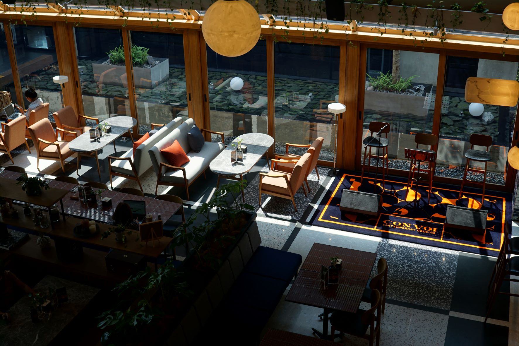 Bagian Interior CONVOI Contemporary Cooking. (Sumber gambar: CONVOI)