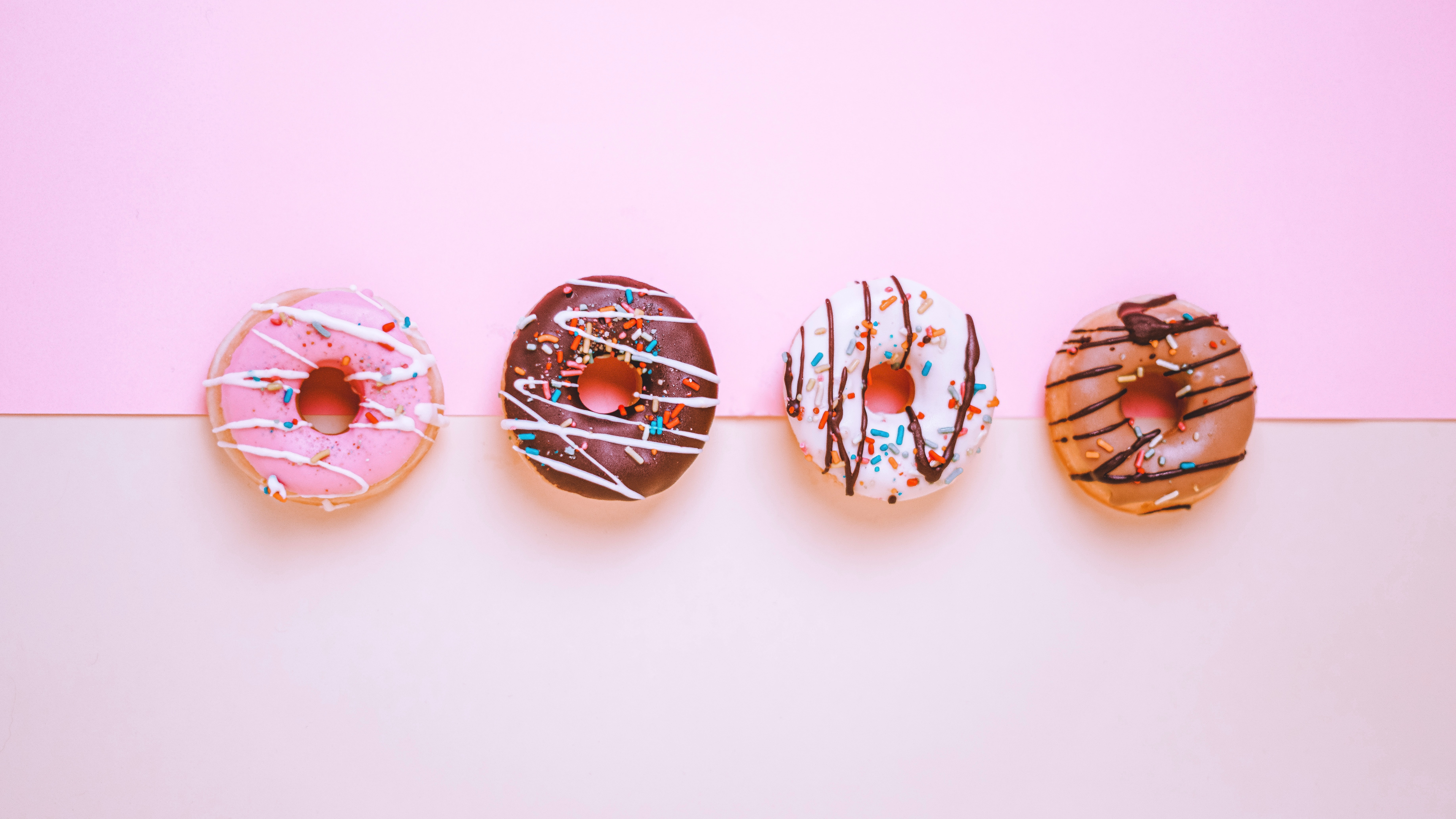 Ilustrasi donat (Najla Cam/Unsplash) Ilustrasi donat (Najla Cam/Unsplash)