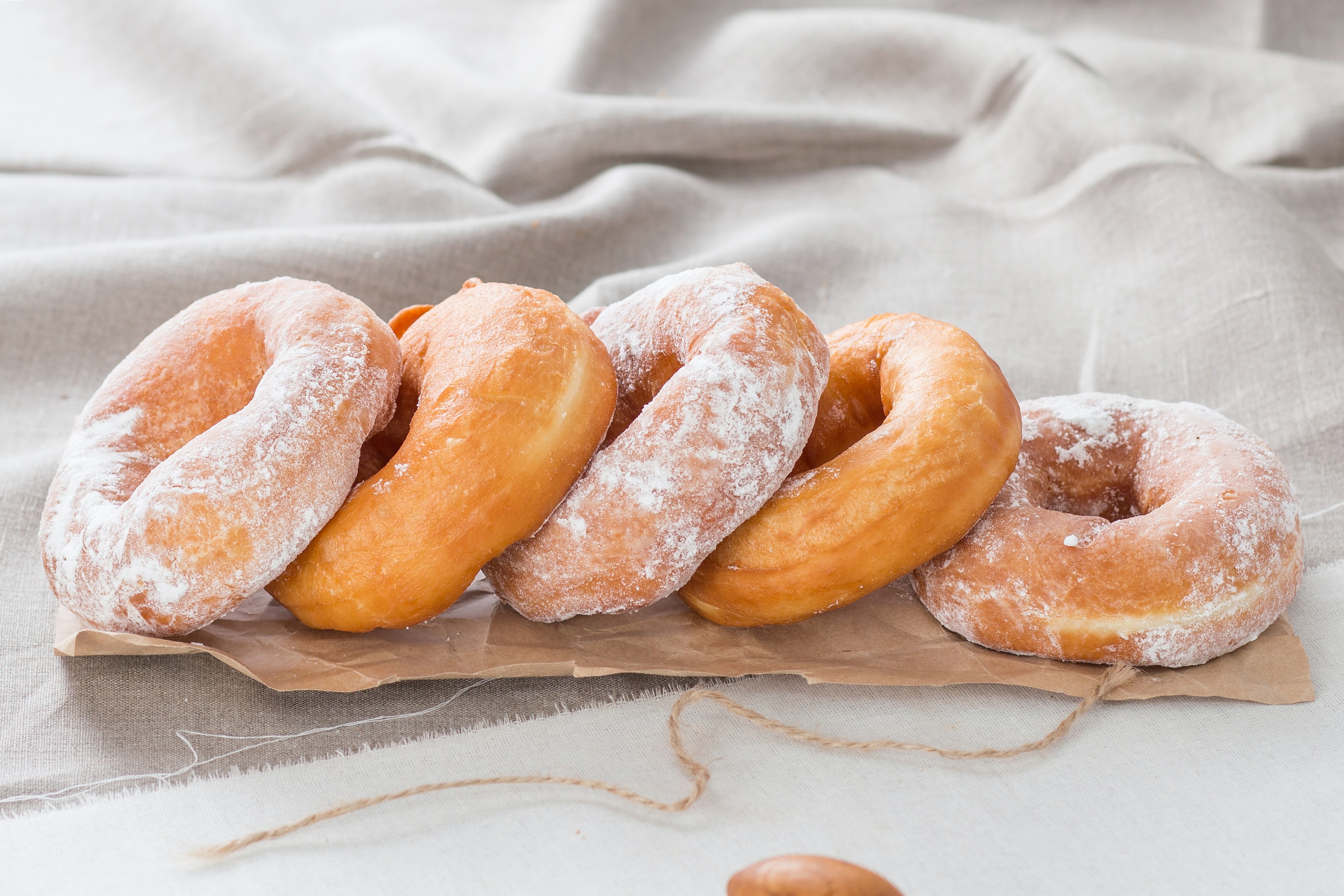 Ilustrasi donat (Sumber gambar: Serghei Savchiuc/Unsplash) Ilustrasi donat (Sumber gambar: Serghei Savchiuc/Unsplash)