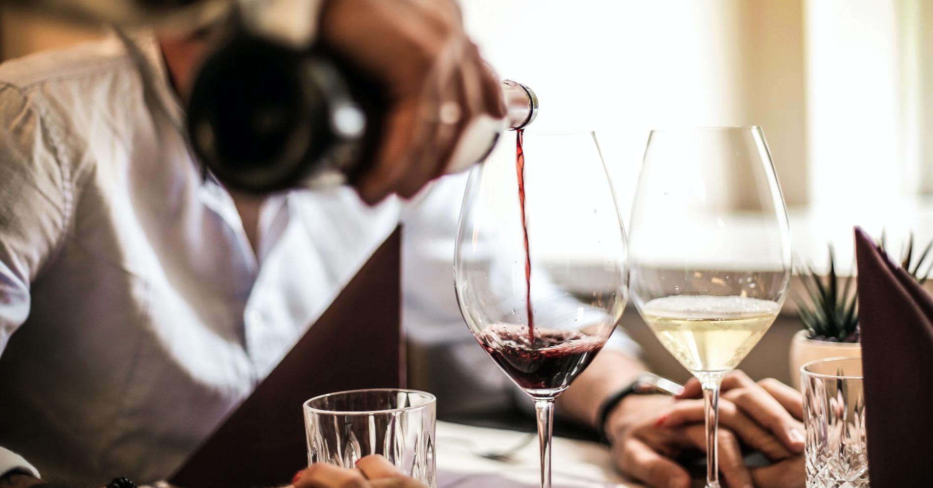 Mengenal Wine Terbaik dari Prancis, Red dan White yang Klasik hingga Ros&eacute; yang Trendi