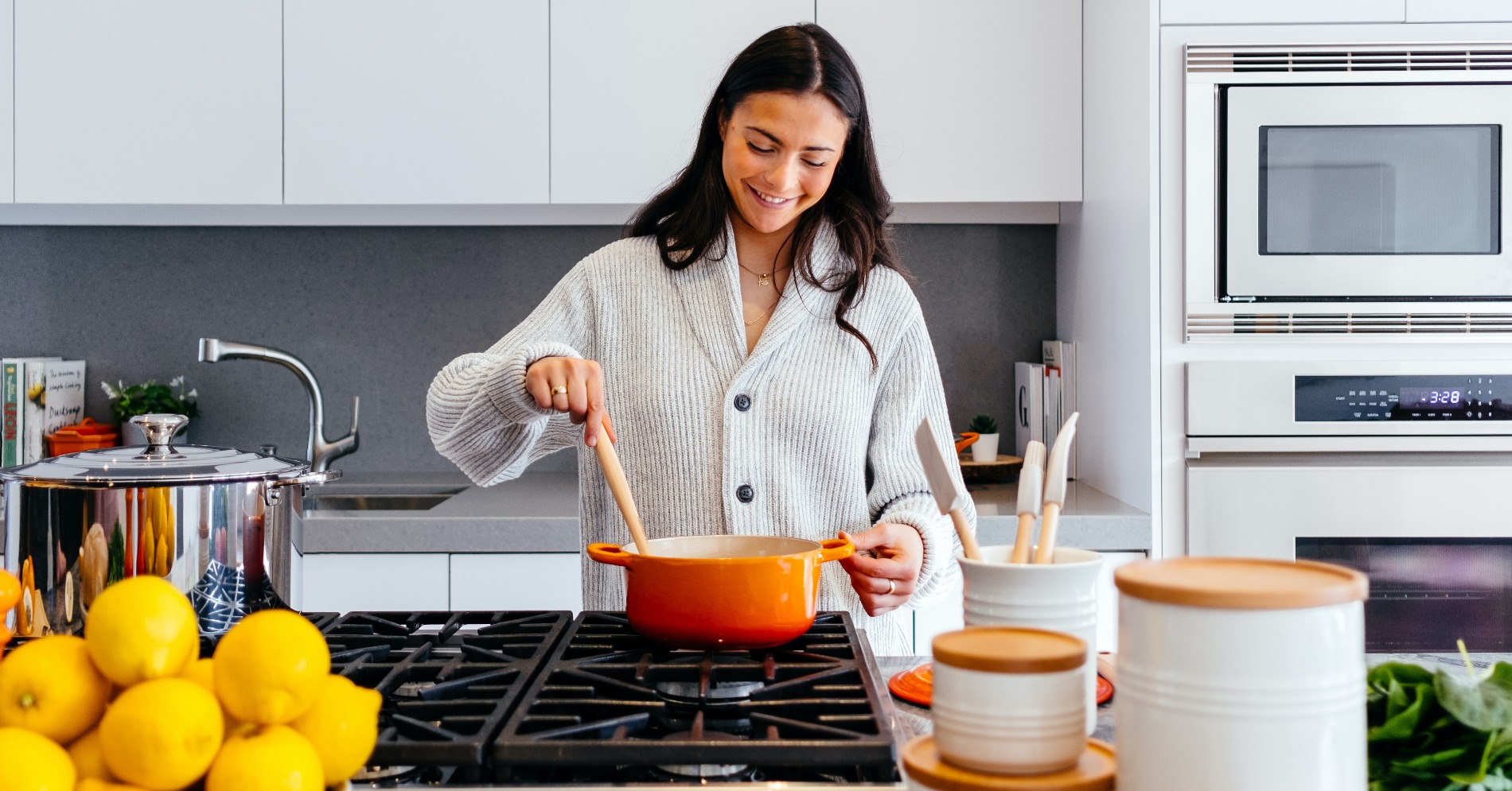 Slow cooking (Sumber gambar: Jason Briscoe/Unsplash)