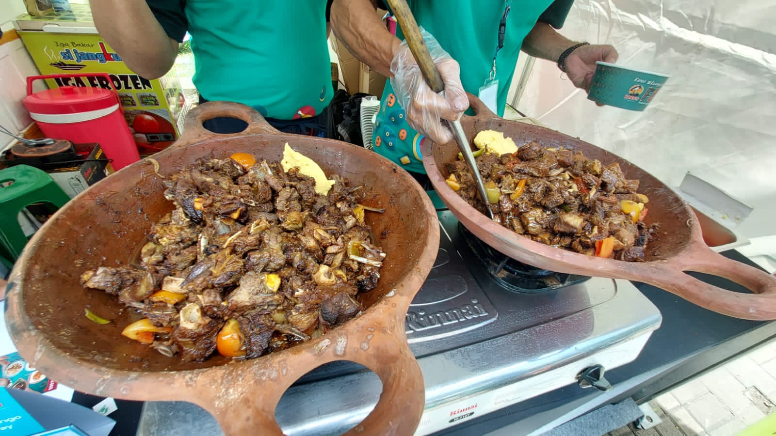 Iga Bakar Si Jangkung (Foto : Desyinta Nuraini/Hypeabis.id) Iga Bakar Si Jangkung (Foto : Desyinta Nuraini/Hypeabis.id)