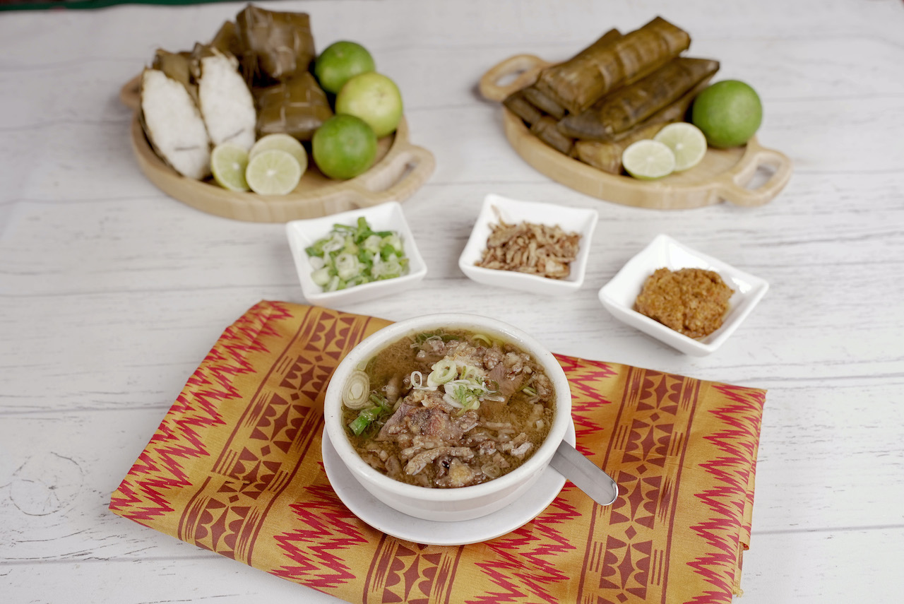Coto Makassar (Sumber gambar: Indonesia Kaya) Coto Makassar (Sumber gambar: Indonesia Kaya)