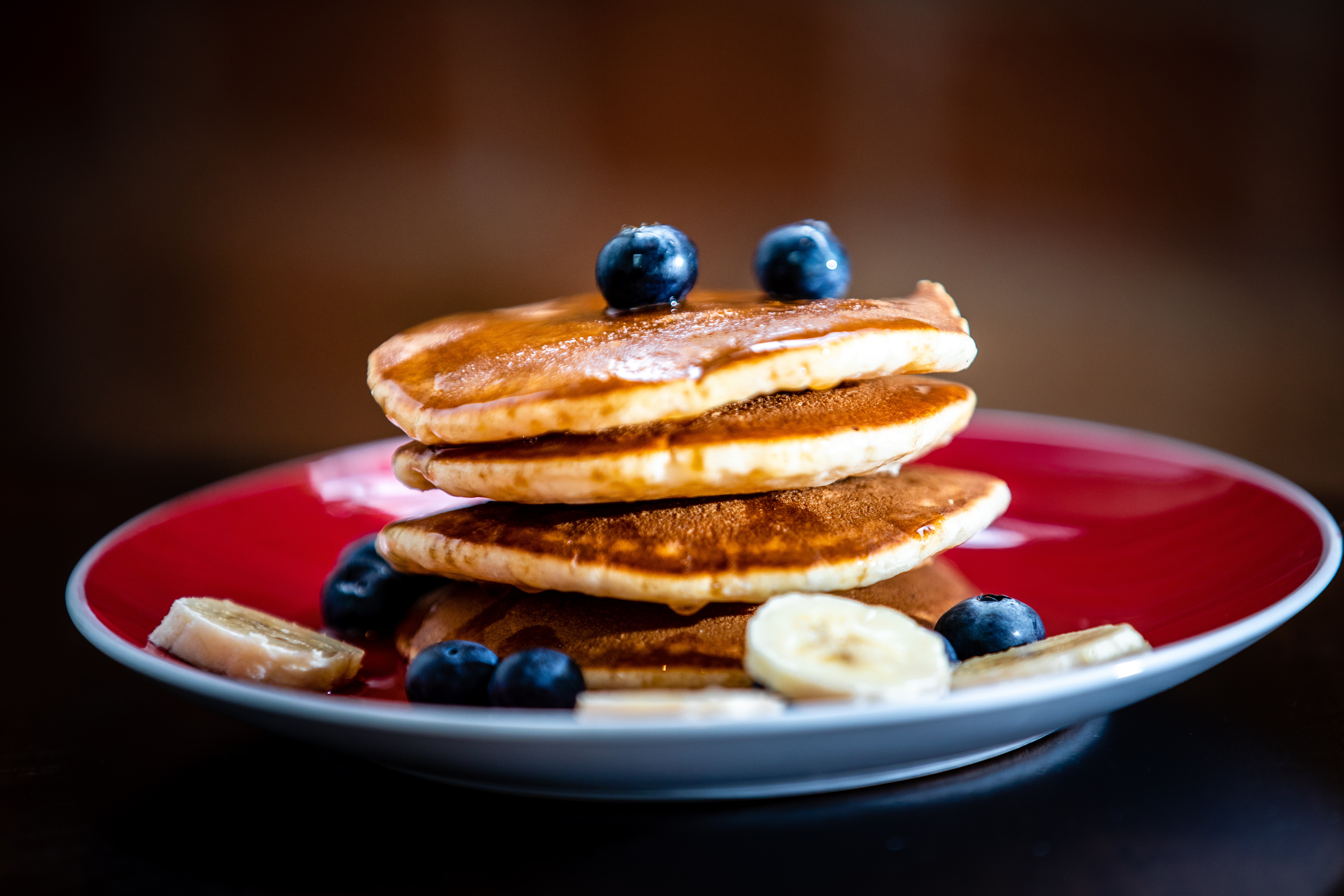 Pancake coklat ( sumber gambar : unsplash.com )