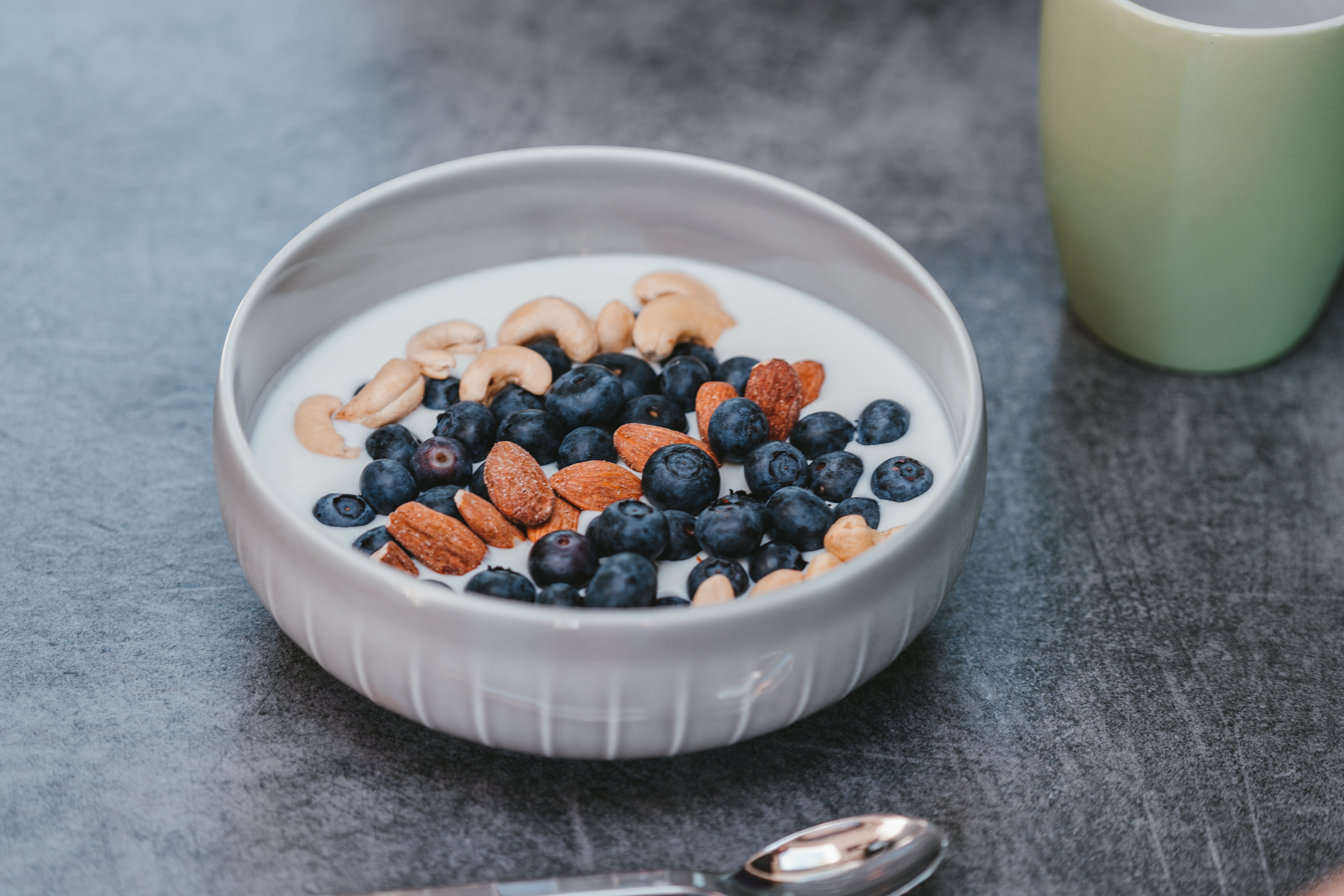 Yoghurt Bowl  ( sumber gambar : unsplash.com )
