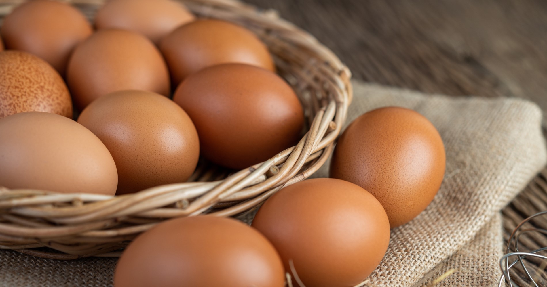 Cara Membedakan Telur Segar &  Busuk, Perhatikan Sebelum Dimasak