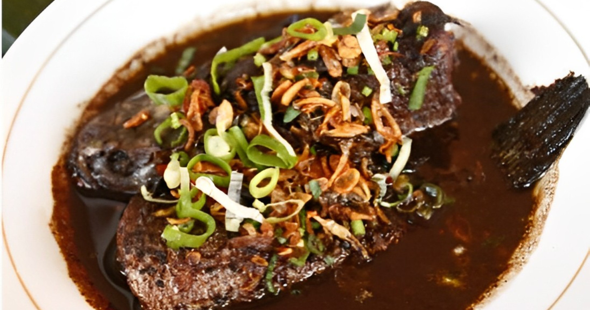 Resep Gabus Pucung, Kuliner Khas Betawi yang Punya Tampilan & Rasa Unik