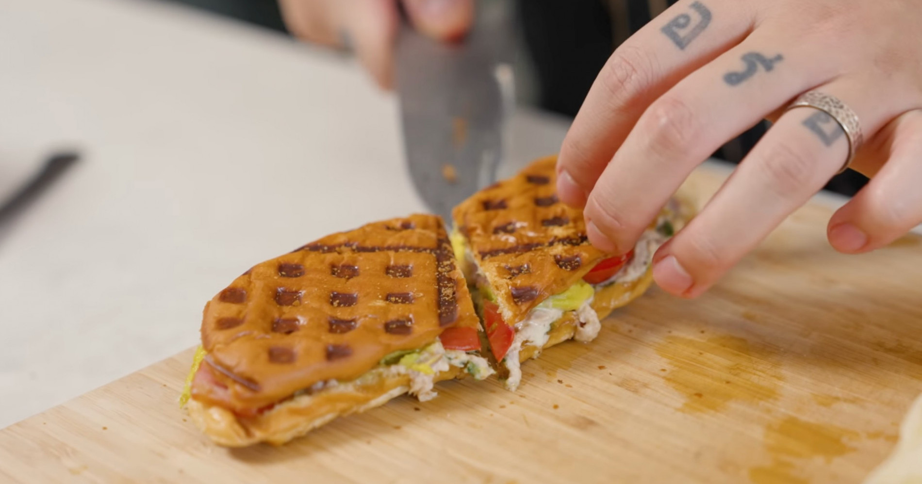 Kombinasi Tak Biasa Tuna dan Alpukat, Coba Resep Tunacado Sandwich ala Chef Willgoz