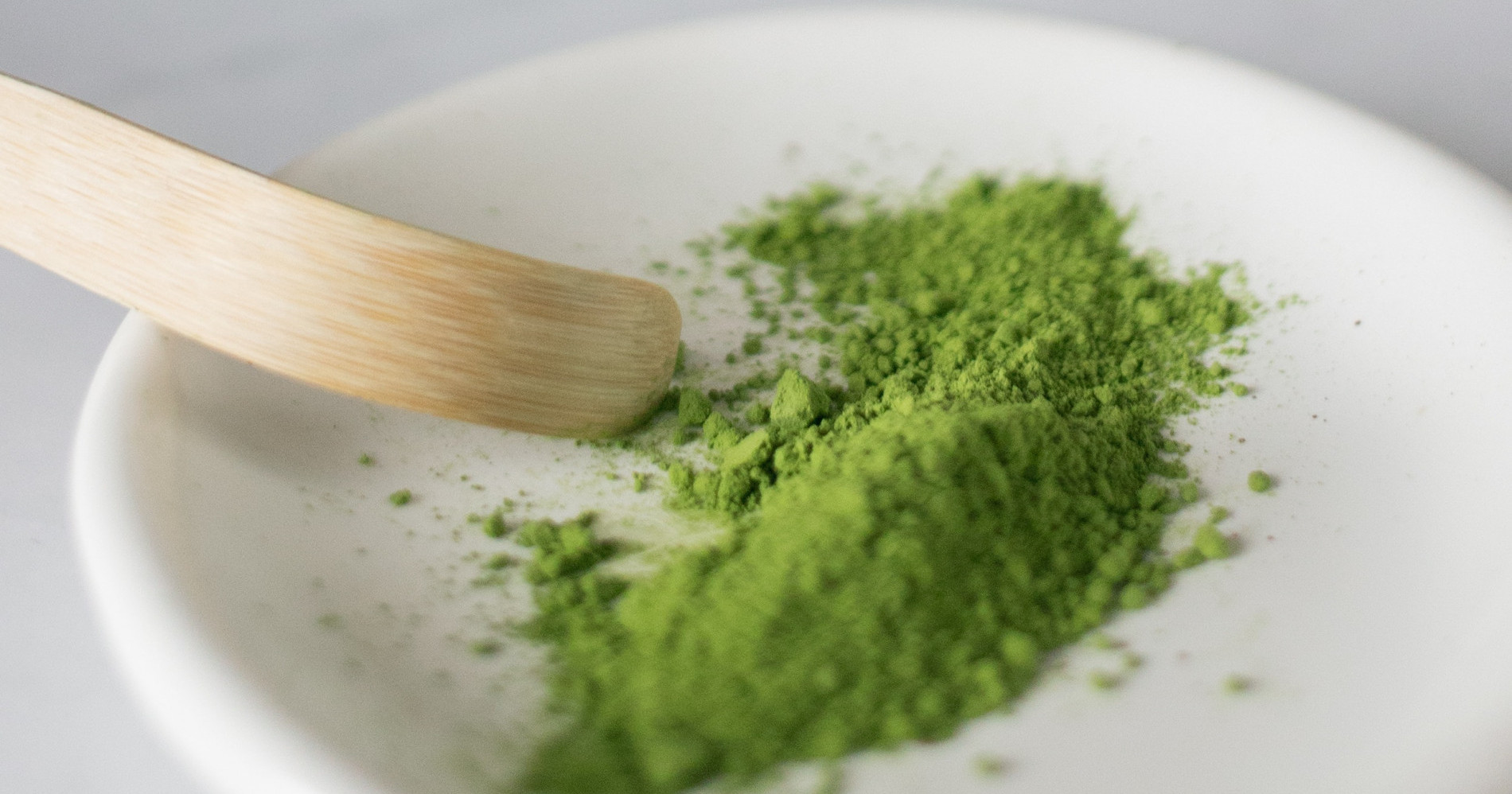 5 Perbedaan Matcha Seremonial & Kuliner, Beda Rasa, Warna & Harga