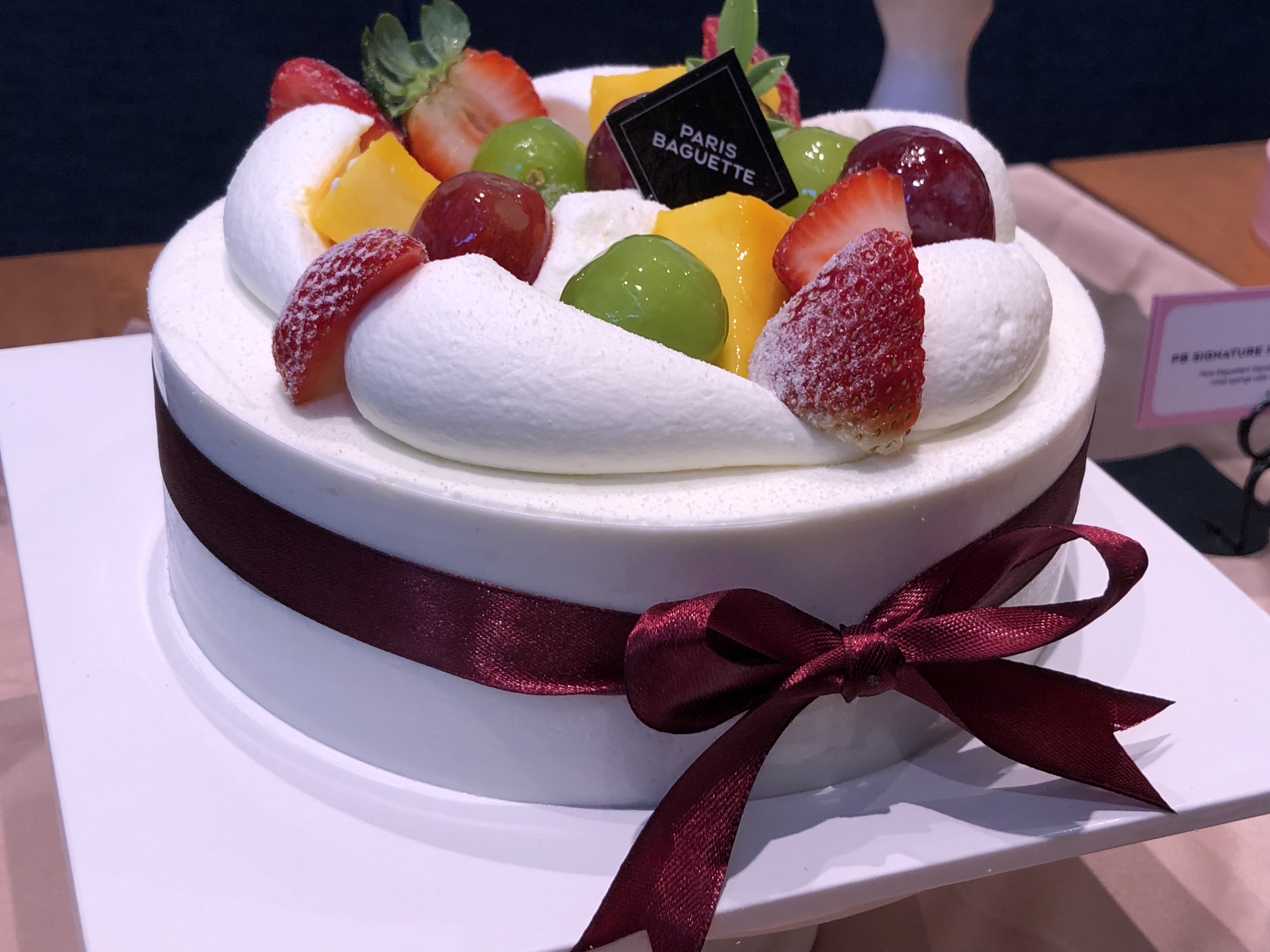 PB Fresh Yogurt Cake (Sumber gambar: Indah Permata Hati/Hypeabis.id) PB Fresh Yogurt Cake (Sumber gambar: Indah Permata Hati/Hypeabis.id)