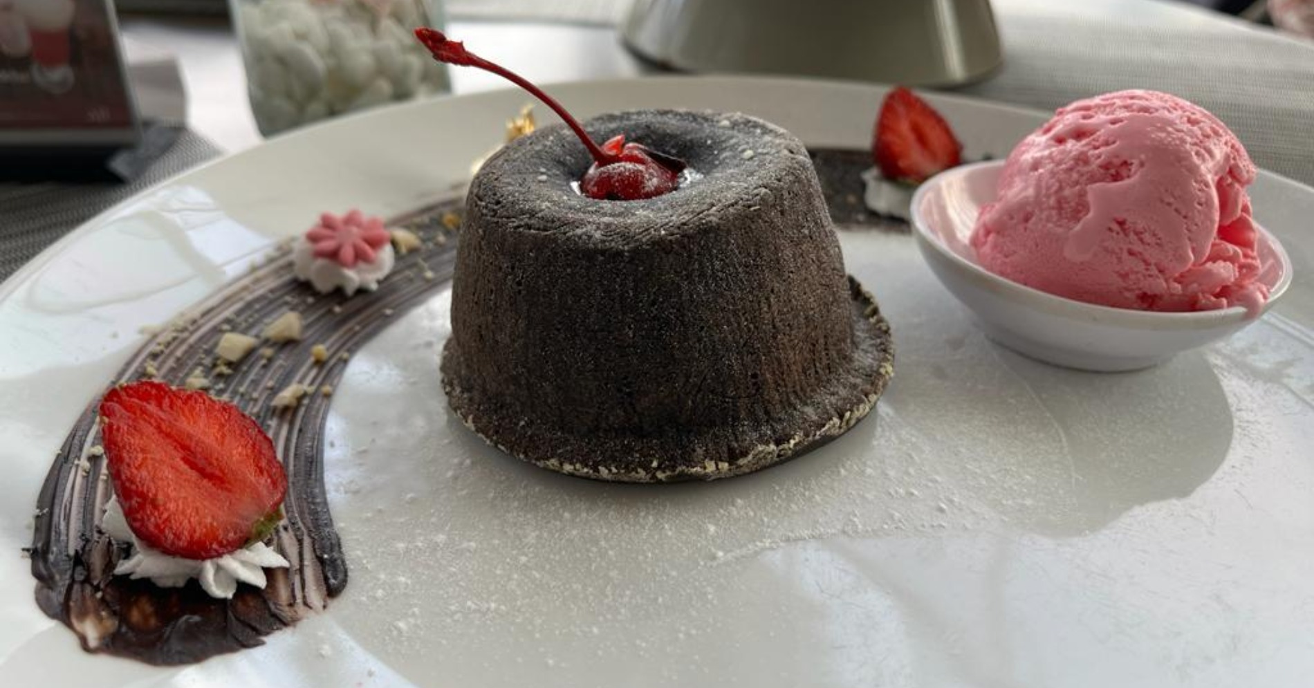 All Chocolate Lava (Sumber gambar: Indah Permata Hati/Hypeabis.id)