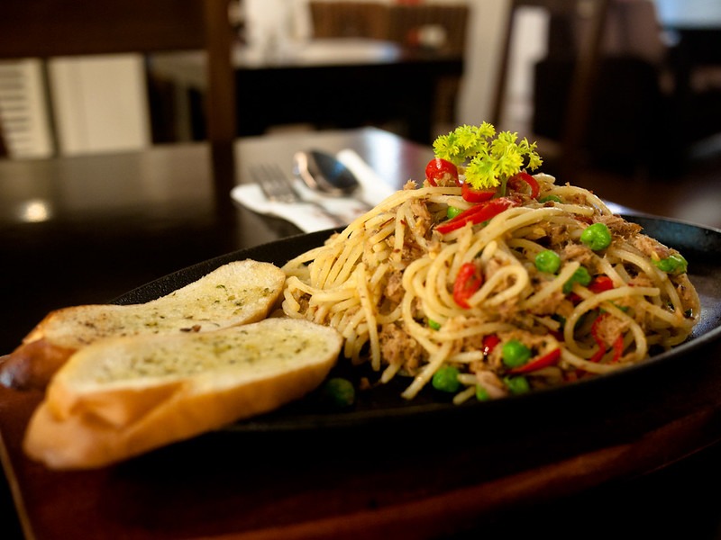Tuna Aglio Olio. (Sumber foto: Flickr/Seika) Tuna Aglio Olio. (Sumber foto: Flickr/Seika)
