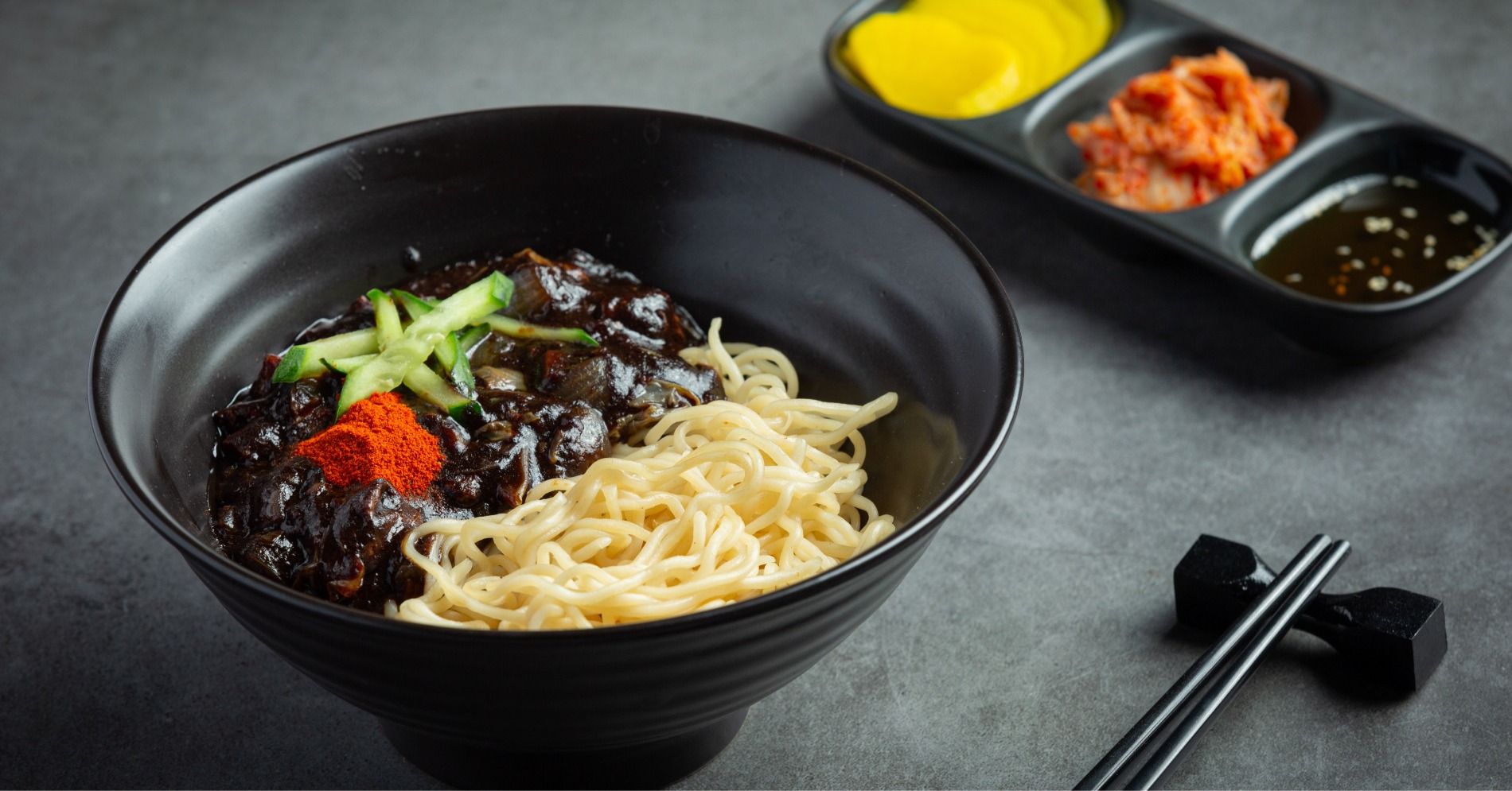 Resep Jjajangmyeon Khas Korea, Mi dengan Saus Kedelai Hitam Gurih