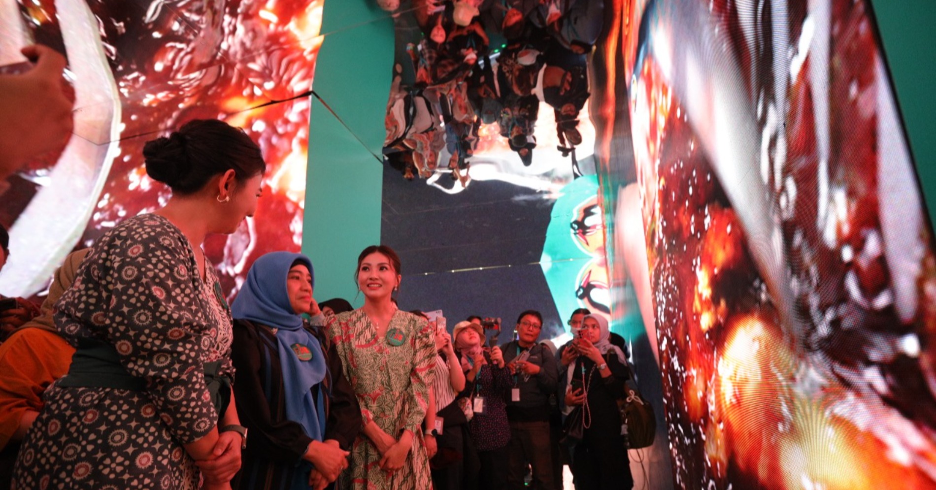 Ruang immersive Festival Jajanan Bango 2023 (Sumber Foto: FJB 2023) Ruang immersive Festival Jajanan Bango 2023 (Sumber Foto: FJB 2023)