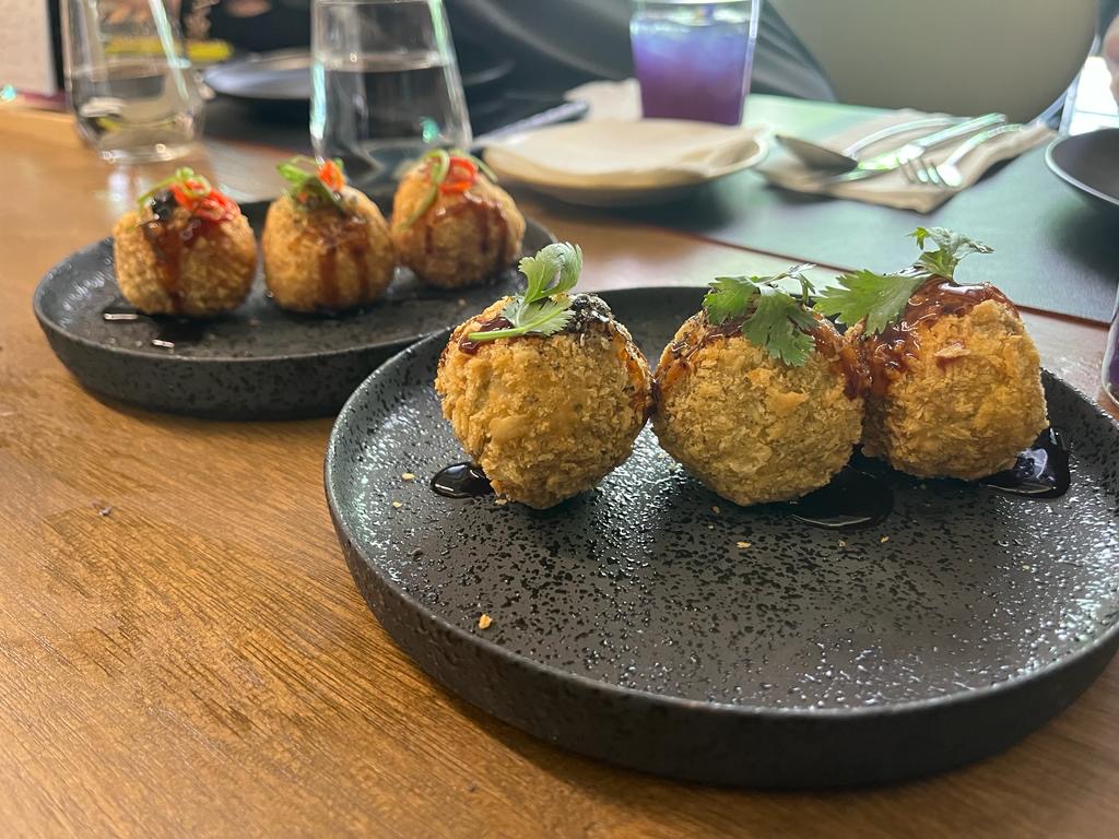 Mencicip Shiraball, Menu Praktis & Mengenyangkan untuk Kaum Urban