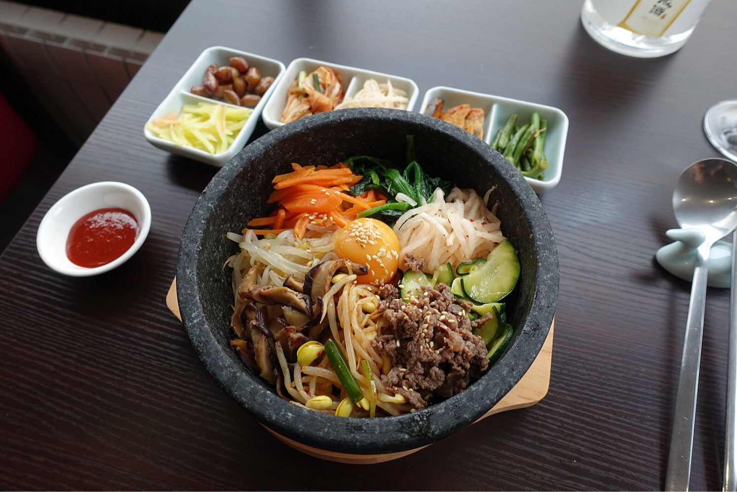 Bibimbap. (Sumber gambar: Wikimedia Commons)