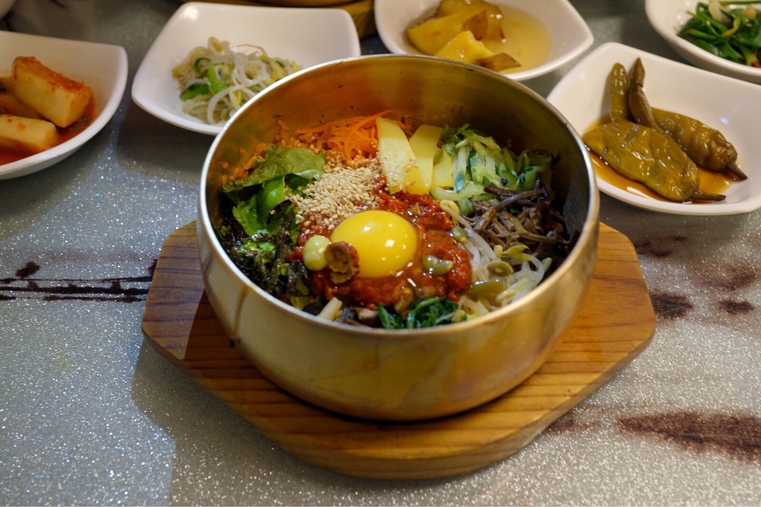 Bibimbap. (Sumber gambar: Wikimedia Commons)