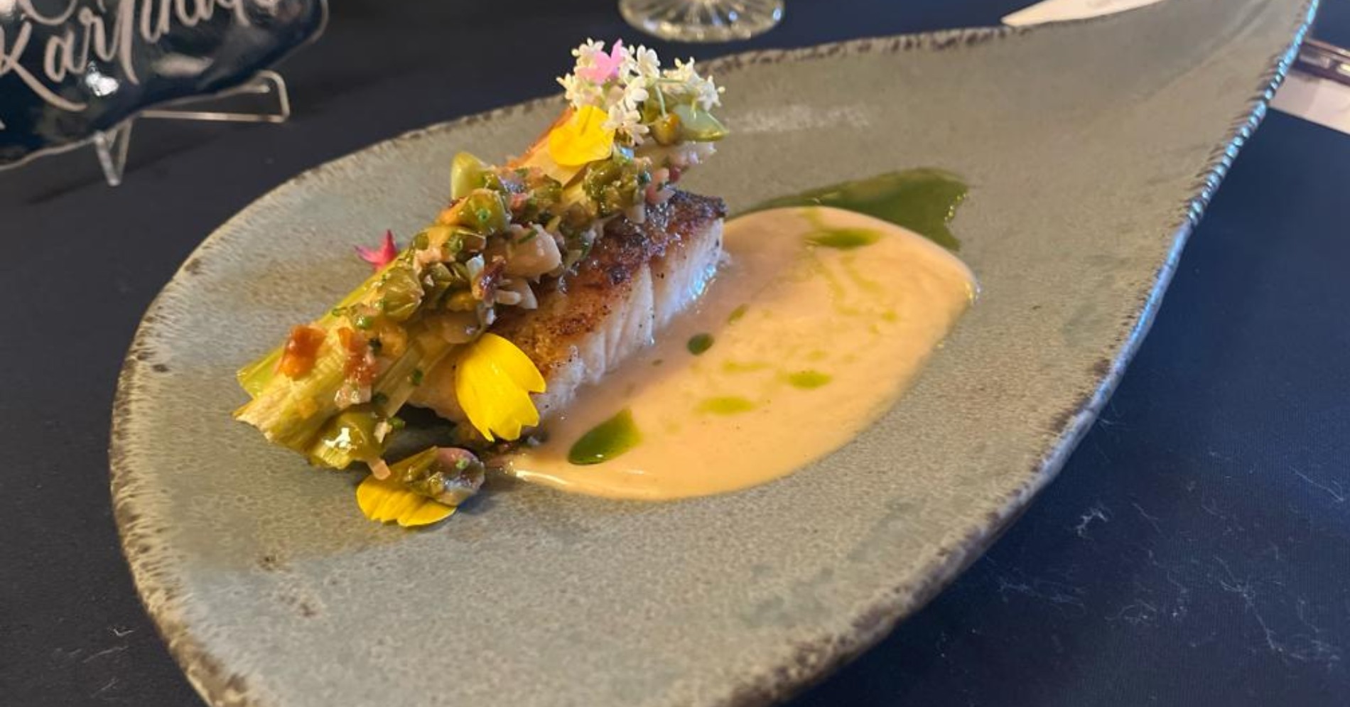 Hidangan Lexus Feast (Sumber gambar: Indah Permata Hati/Hypeabis.id) Hidangan Lexus Feast (Sumber gambar: Indah Permata Hati/Hypeabis.id)