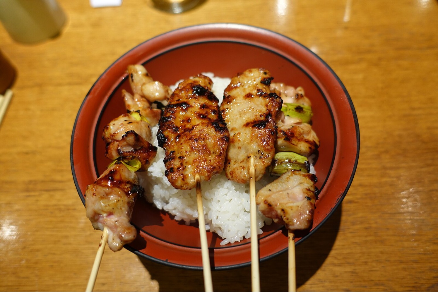 Yakitori. (Sumber gambar: Wikimedia Commons) Yakitori. (Sumber gambar: Wikimedia Commons)