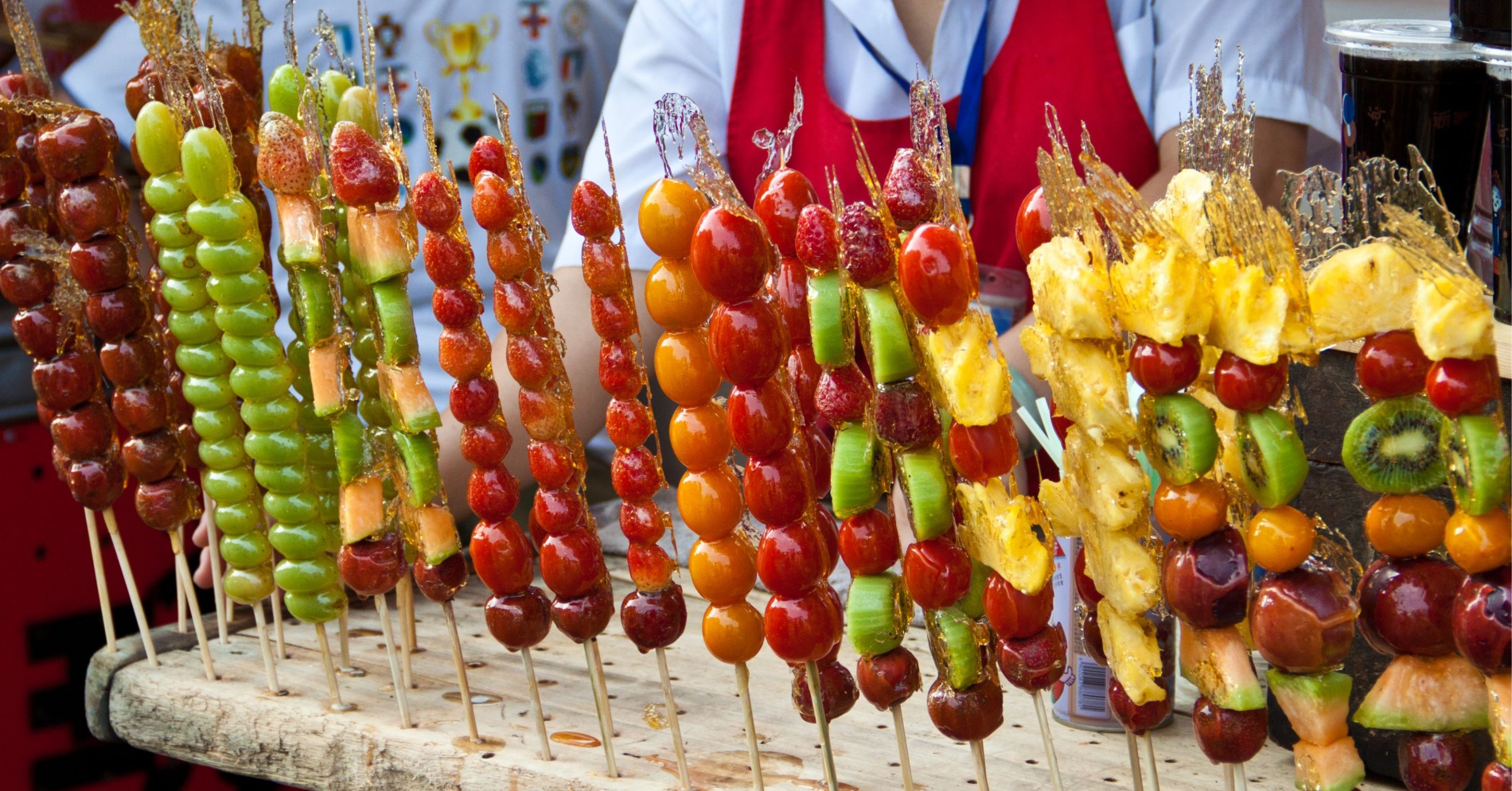 Resep Tanghulu, Camilan Manisan Buah yang Cocok Buat Sajian Imlek
