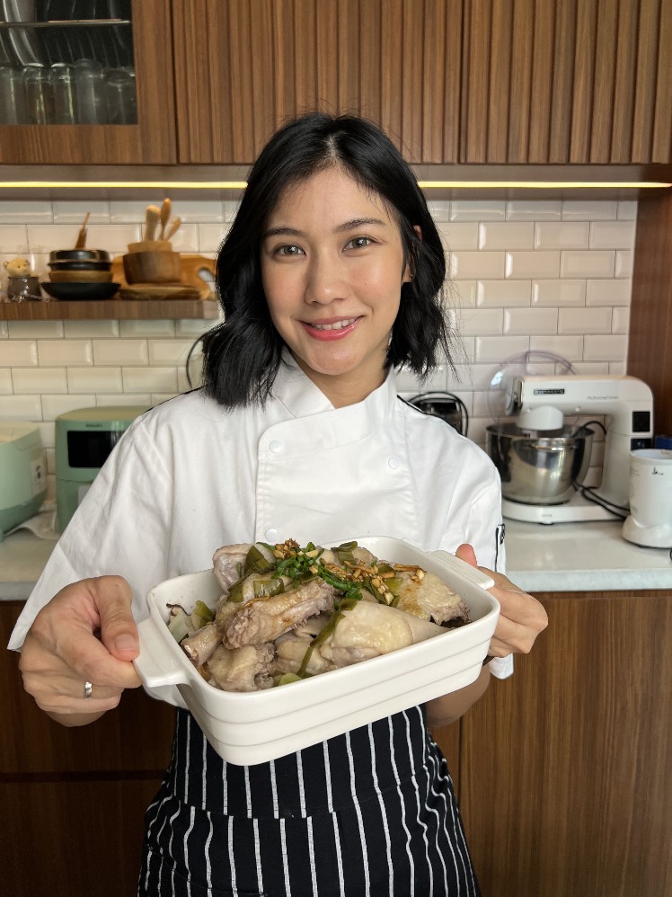 Ayam Kukus Jahe ala Chef Olivia Tommy. (Sumber gambar: Shopee)