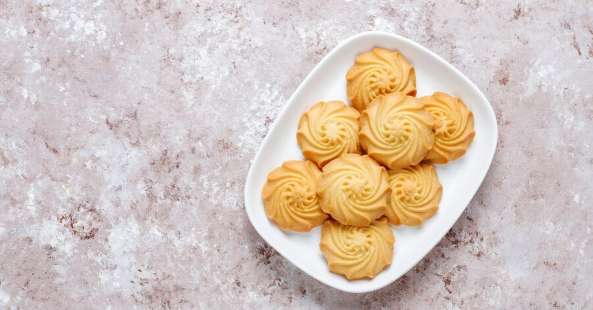 Kue sagu keju (Sumber foto: freepik/azerbaijan_stockers)