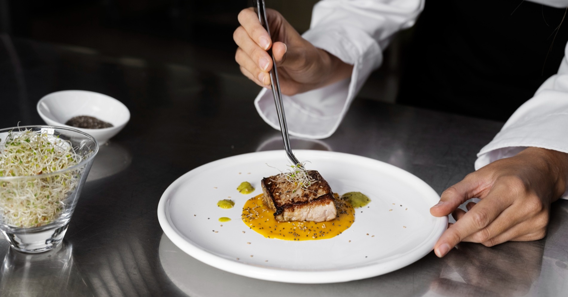 4 Rekomendasi Kuliner Kaki Lima ala Restoran Fine Dining