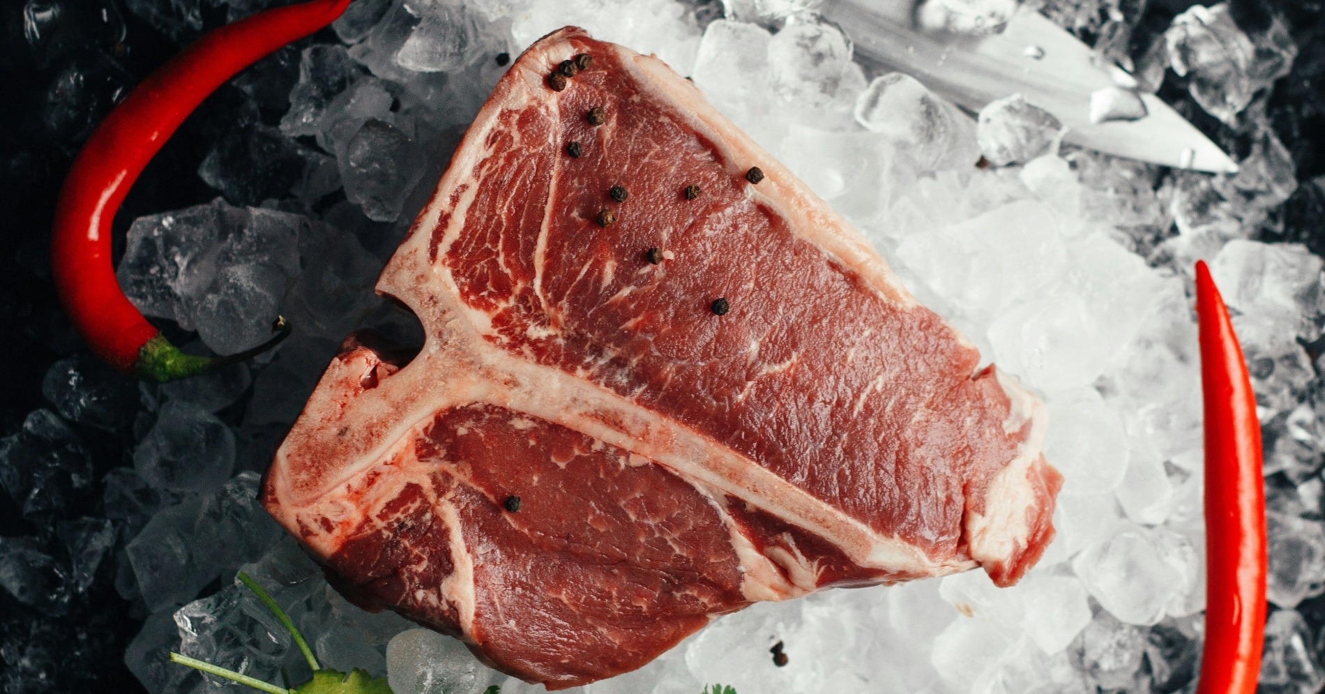 5 Langkah Penting Sebelum Membekukan Daging di Dalam Kulkas