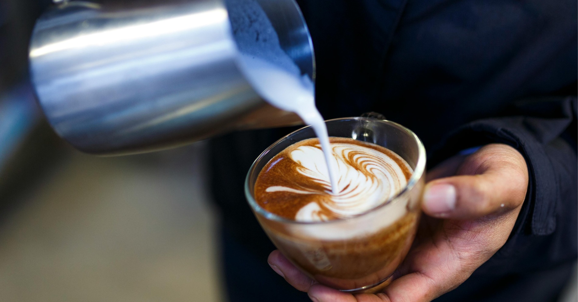Ini Perbedaan Jenis dan Cita Rasa Susu Pada Kopi Kekinian