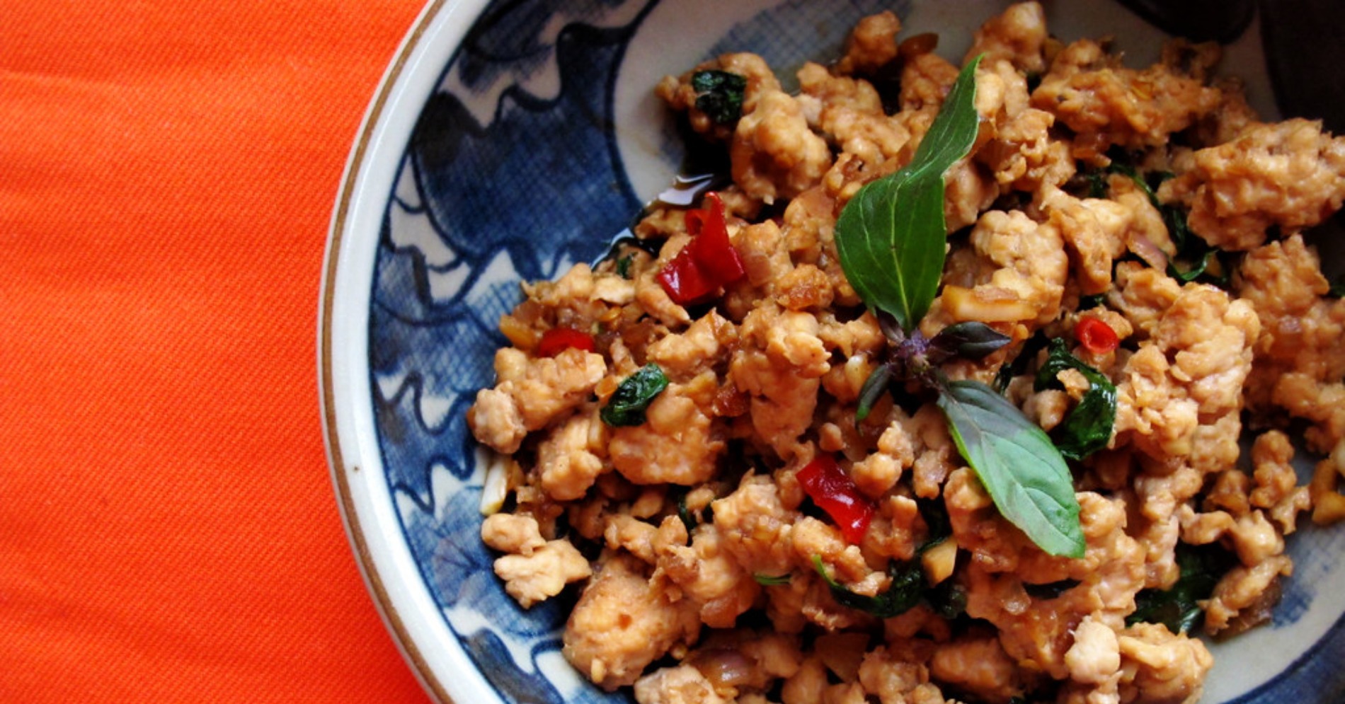 Resep Pad Krapow Gai, Thai Chicken Basil Pedas yang Menggugah Selera