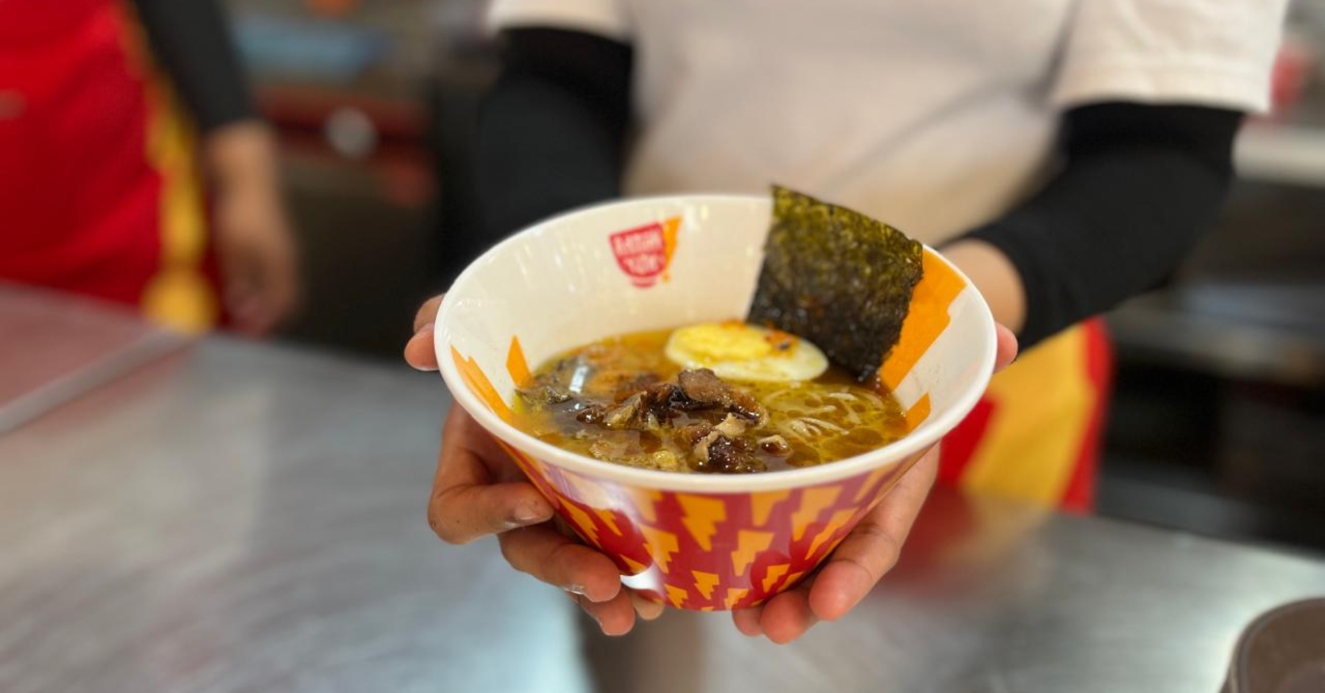 Mencicipi Mie Jepang Bercita Rasa Lokal dengan Kaldu Kental ala Ramen Yuk!