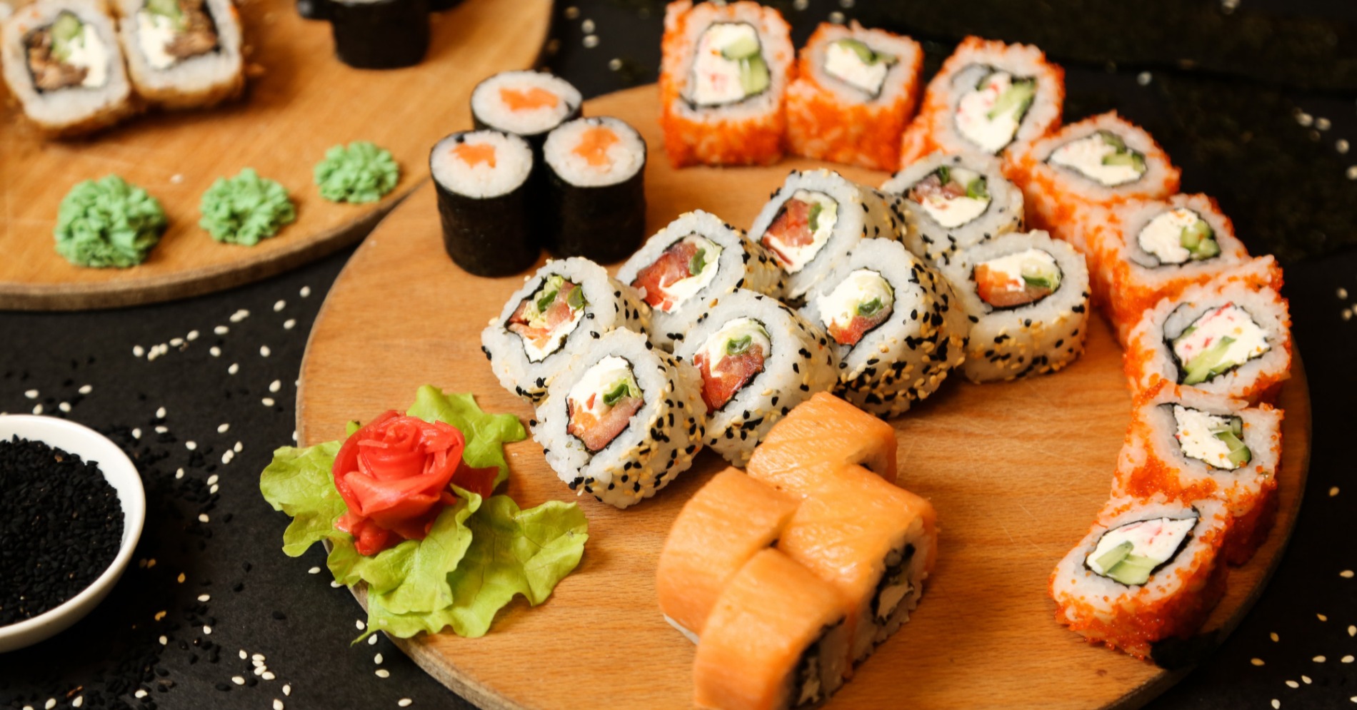 Cara Menggulung Sushi Tanpa Makisu atau Tikar Bambu dengan Rapi