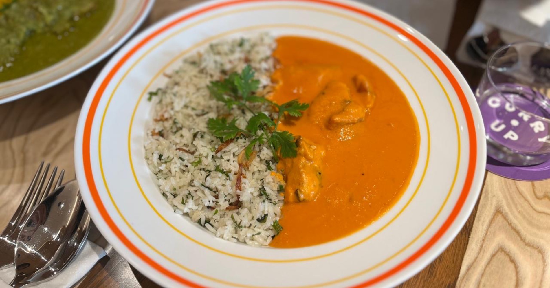 Menu Curry Up (Sumber gambar: Indah Permata Hati/Hypeabis.id) Menu Curry Up (Sumber gambar: Indah Permata Hati/Hypeabis.id)
