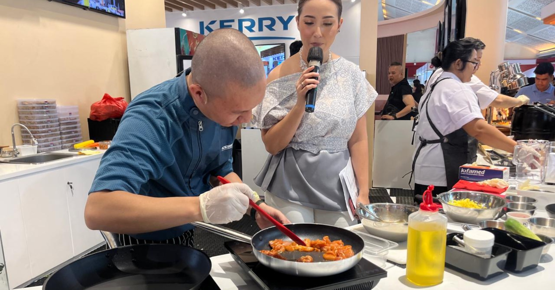 Cara Chef Ikhsan Farizki Meracik Nasi Kuning Praktis & Tetap Nikmat