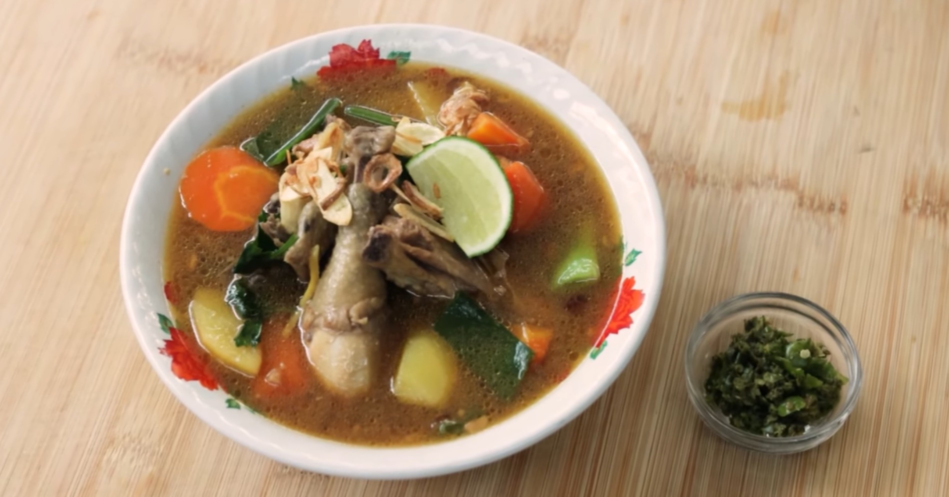 Resep Sop Ayam Tauco Ala Chef Devina Hermawan