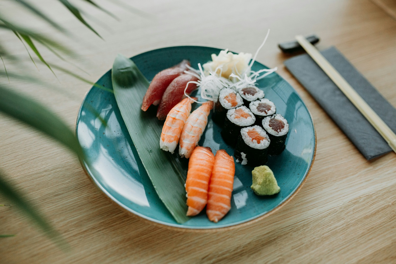 Ilustrasi sushi. (Sumber gambar: Marta Filipczyk/Unsplash)