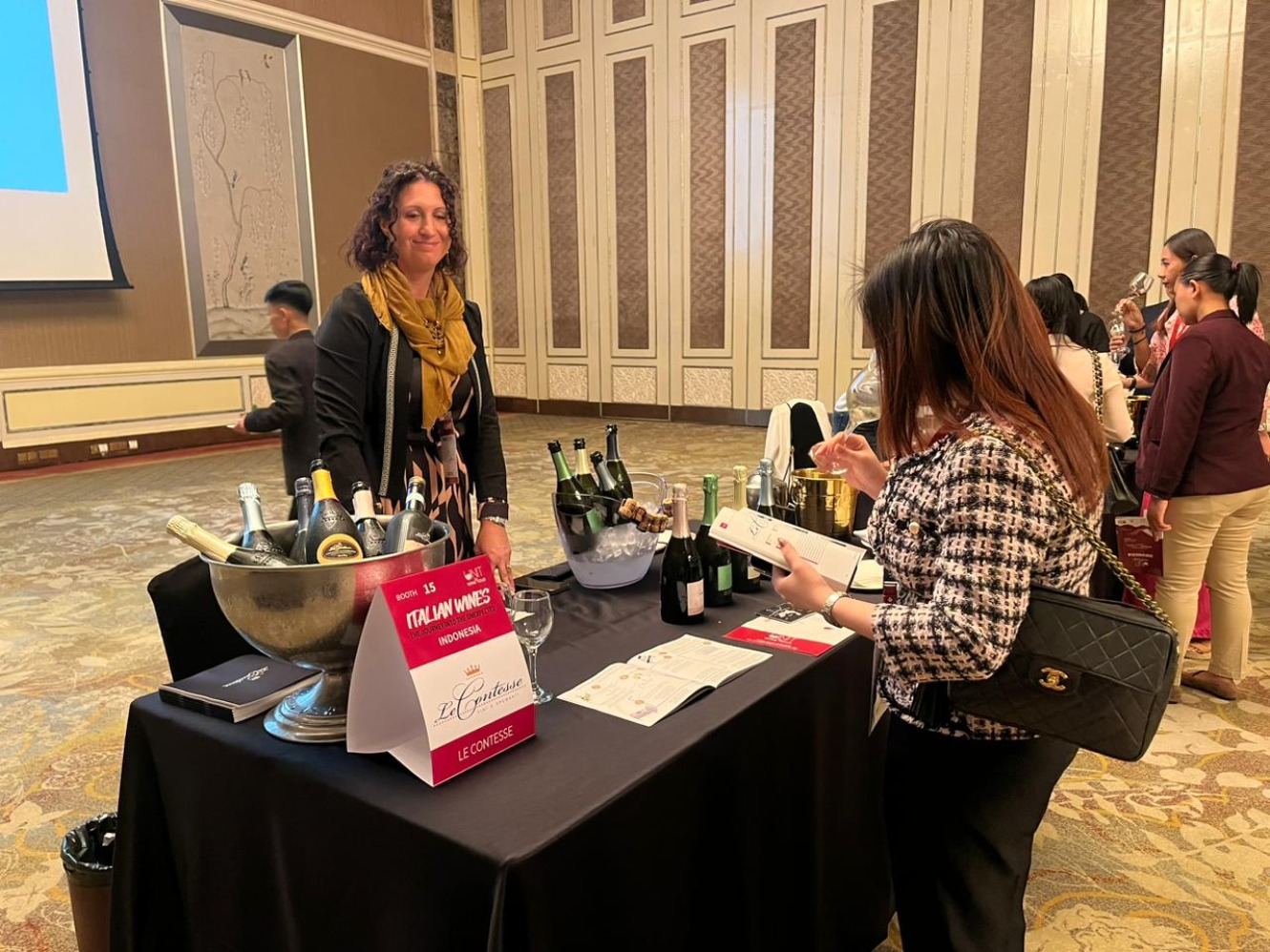 Acara wine tasting dalam agenda UNIT Wine Tour 2025 (Sumber gambar: Indah Permata Hati/Hypeabis/id)