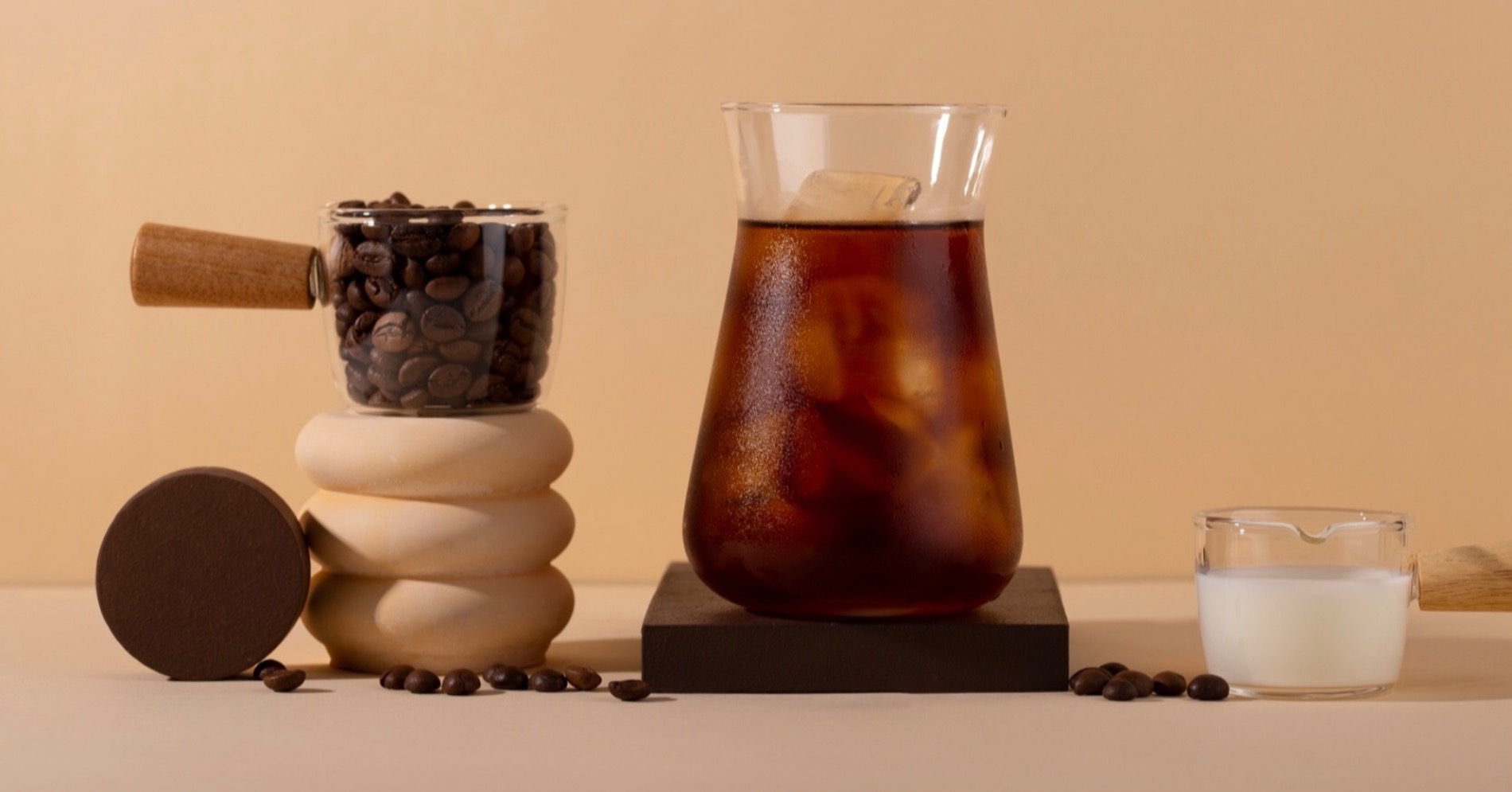 Cara Bikin Kopi Cold Brew Pakai Toples Kaca dan Saringan