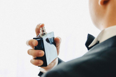Sering Semprot Parfum di Sekitar Leher? Ini Risiko yang Perlu Diketahui